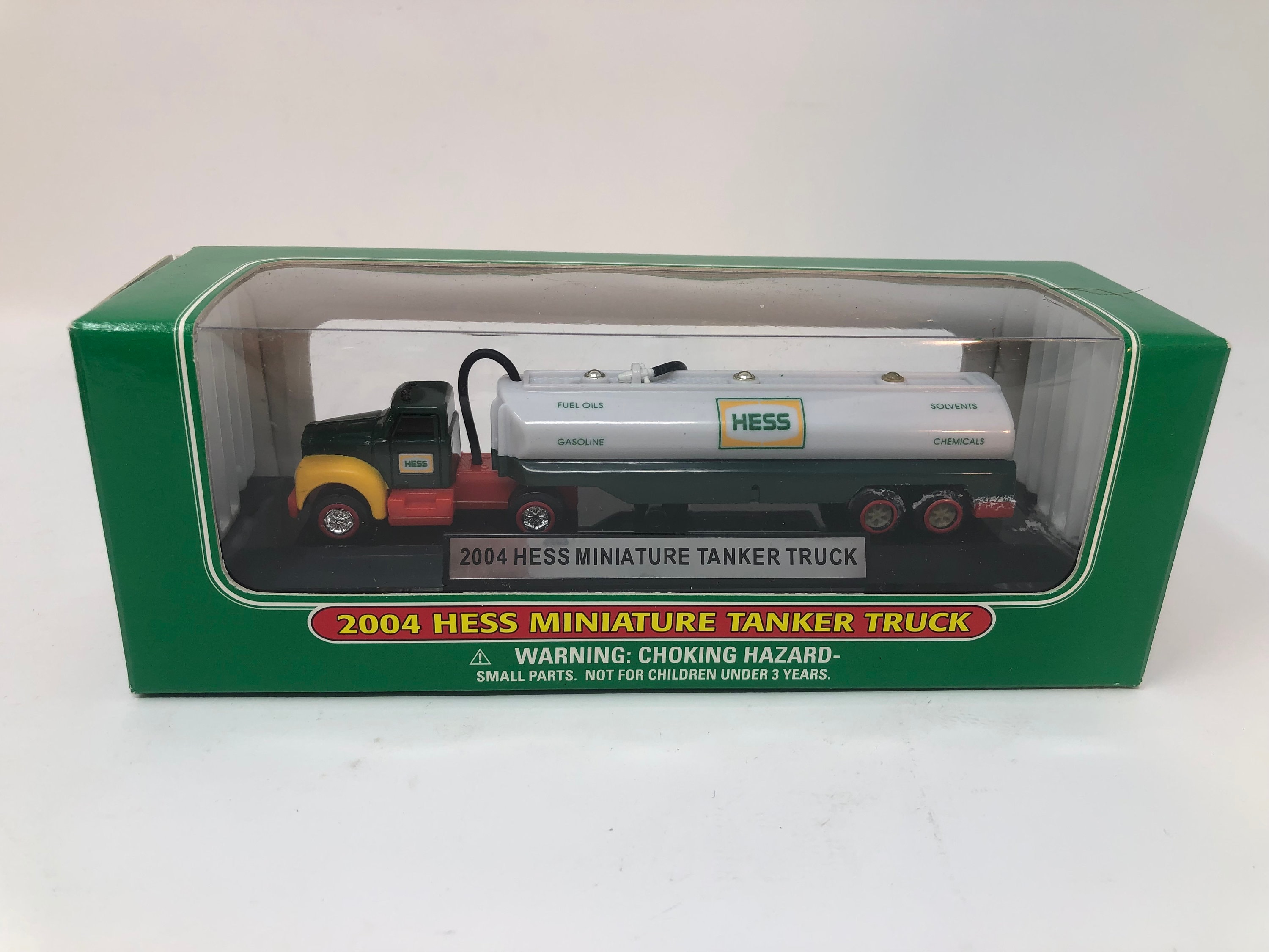 2004 hess sales miniature tanker truck