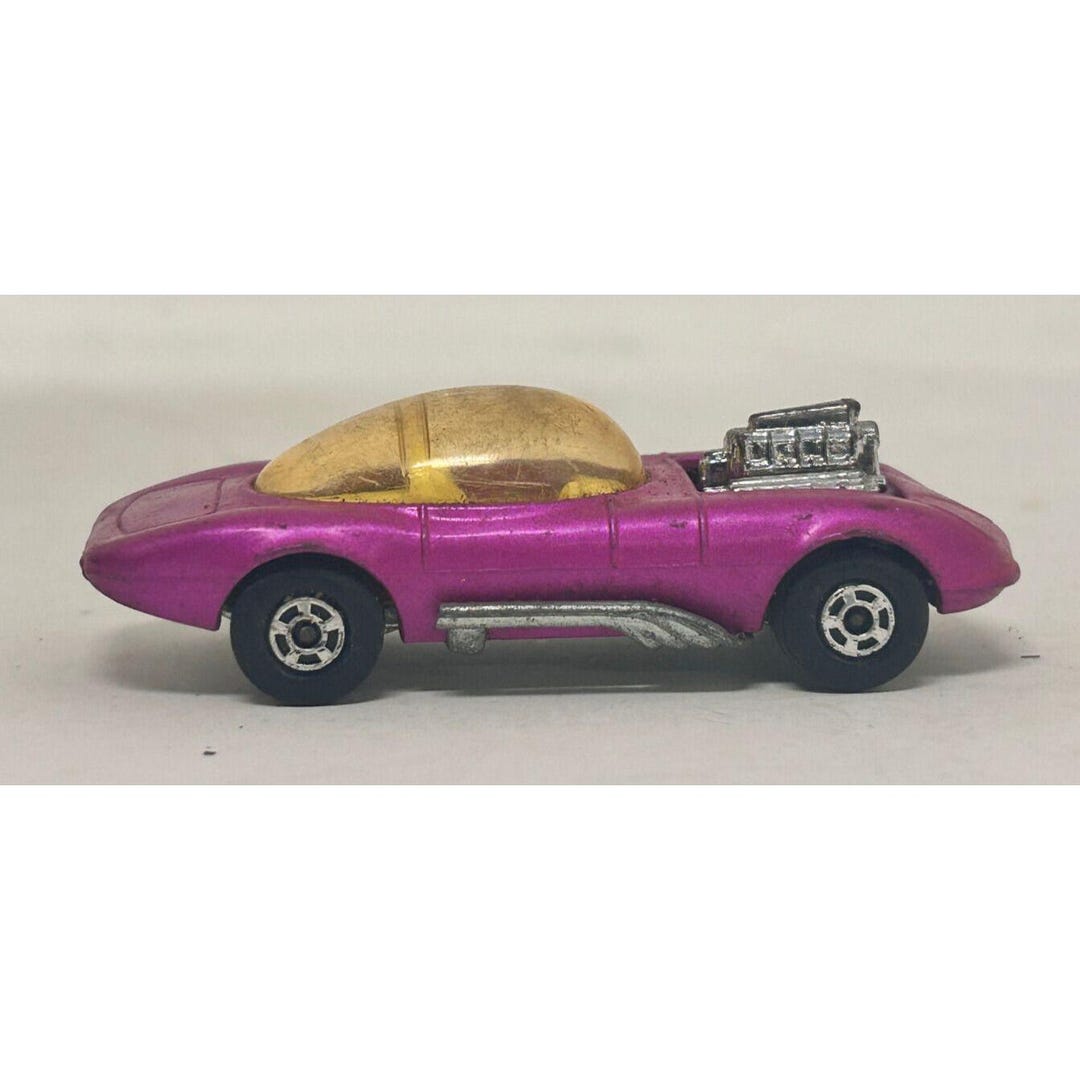 MATCHBOX SUPERFAST 36 HOT ROD DRAGULAR METALLIC RED