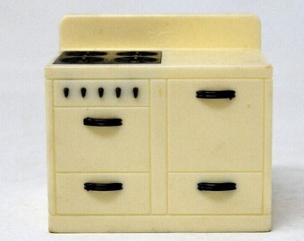 Vintage Renwal Dollhouse Ivory Kitchen Stove Range Oven K-69