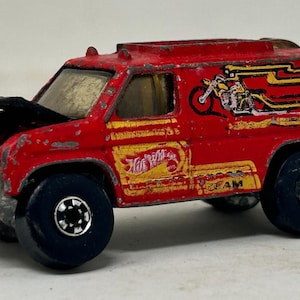 ミニカー Hot Wheels A-Team Van 1:43 Hot Wheel ELITE 1:43 THE A TEAM 1983 GMC VANDURA VAN Dirty