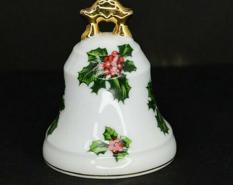 Vintage Lefton China Porcelain Bell With Holly Berries White With Gold Trim