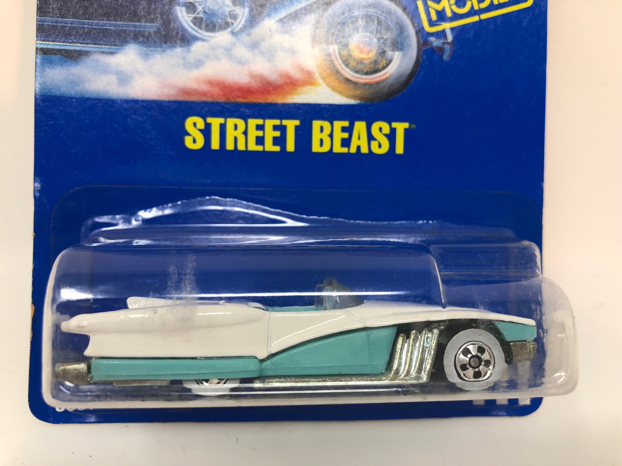 Amazon | ホットウィール(Hot Wheels) ベーシックカー