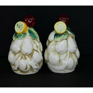 Vintage Citrus Topiary With Apple & Citrus Slice At Top Salt And Pepper Shakers