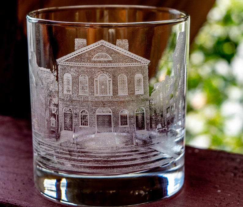 CuttingEdgeBoston Rocks Glass