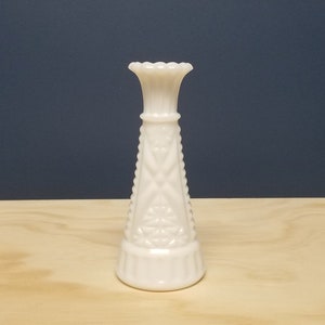 Short Milk Glass Bud Vase with Star Pattern, Vintage Milk Glass Vase