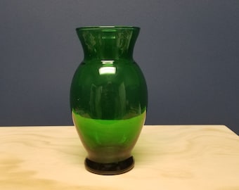 Vintage Emerald Green Glass Vase, Retro Bud Vase