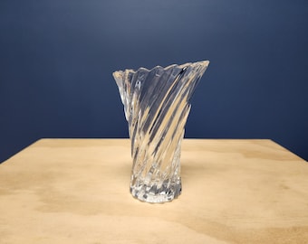 Mikasa Triad Crystal Bud Vase - Vintage Swirl Design