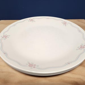 Corelle Corning Dinner Plates, English Breakfast Pattern, Vintage set of 4