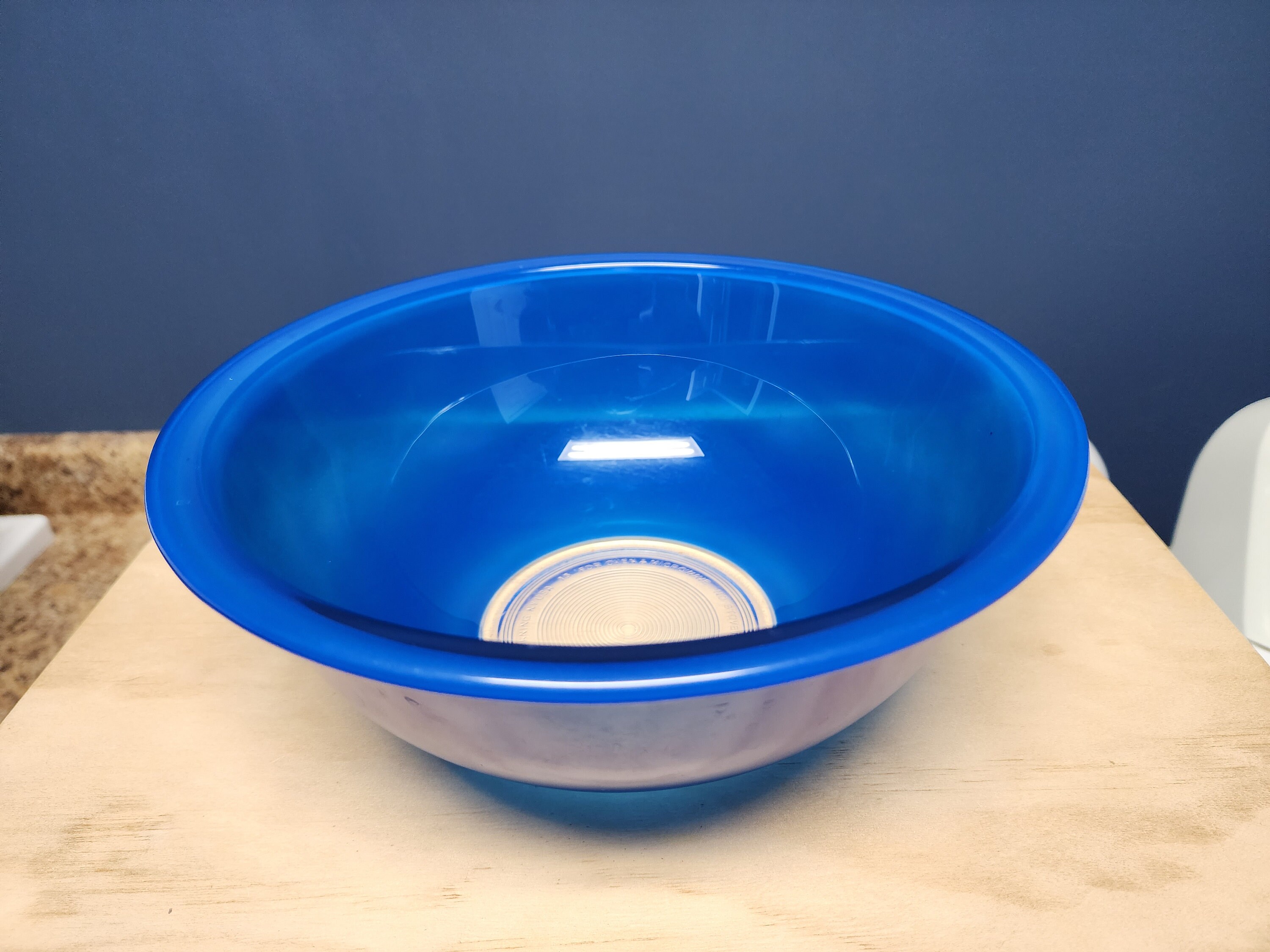 Vintage red Pyrex bowl nesting mixing bowl primary color – Ma and Pa's  Attic ®