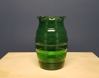 Vintage Green Glass Beehive Vase with Ruffled Edge, Flower Vase, Anchor Hocking
