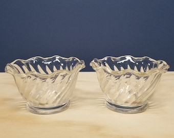2 Vintage Glass Ice Cream Sundae Dessert Dish with Swirl Design and Ruffle Edge