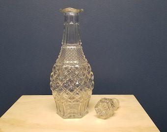 Vintage Anchor Hocking Wexford Glass Decanter with Stopper