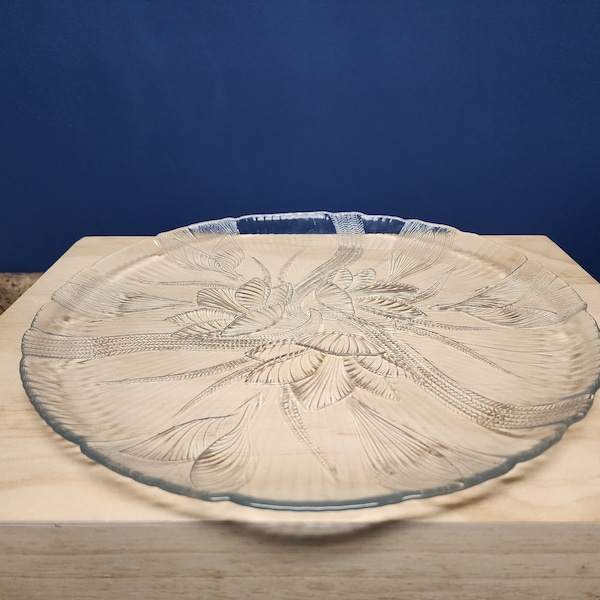 Arcoroc Crocus Platter, Large Clear Glass Serving Tray with Floral Design, Vintage Flower Dish