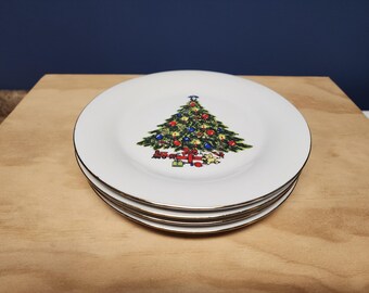 Christmas Tree Plates for Desserts, Cookies, Vintage set of 4