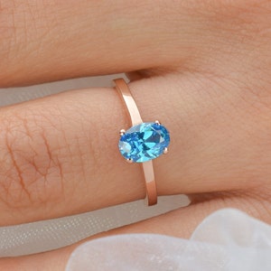 Bague en or rose 14 carats avec topazes bleues du Cachemire, bague de promesse ovale