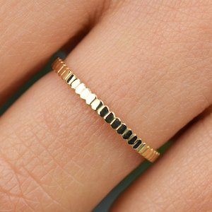 14k Gold Stripe Ring, Gold Stacking Ring, Solid Gold Wedding Band,14k Thin Ring,Wedding Band, Dainty Stacking Ring, Delicate Ring,Gold Band