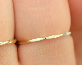 14k Solid Gold Dainty Ring Band, Gold Stacking Ring, 14K Gold Wedding Band, Dainty Stacking Ring, Simple Delicate Ring,Thin wedding band