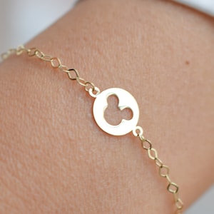 14k massivt guld Musse Pigg armband, Elegant berlockarmband