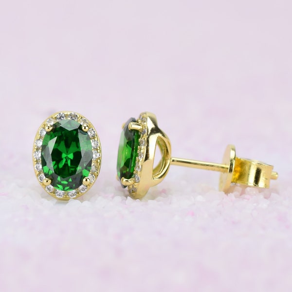 18k Gold Oval Smaragd Ohrringe, Mai Birthstone, grüne Ohrstecker, Halo Ohrringe, Oval Smaragd Ohrstecker, Brautohrring, Herren Ohrringe