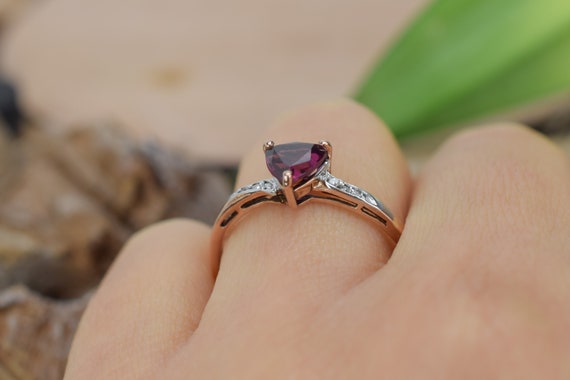 9k Vintage Garnet Diamond Ring, Garnet Engagement… - image 4