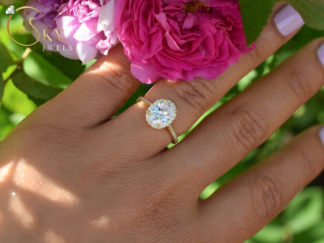 1.5 Ct Yellow Gold Oval Ring Halo Ring Engagement Ring Etsy