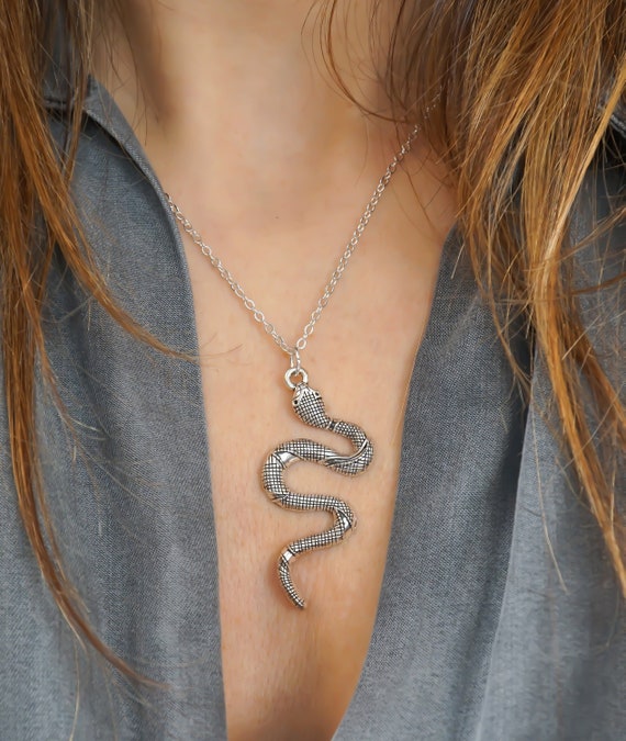 Zinc Alloy Full Crystal Snake Necklace