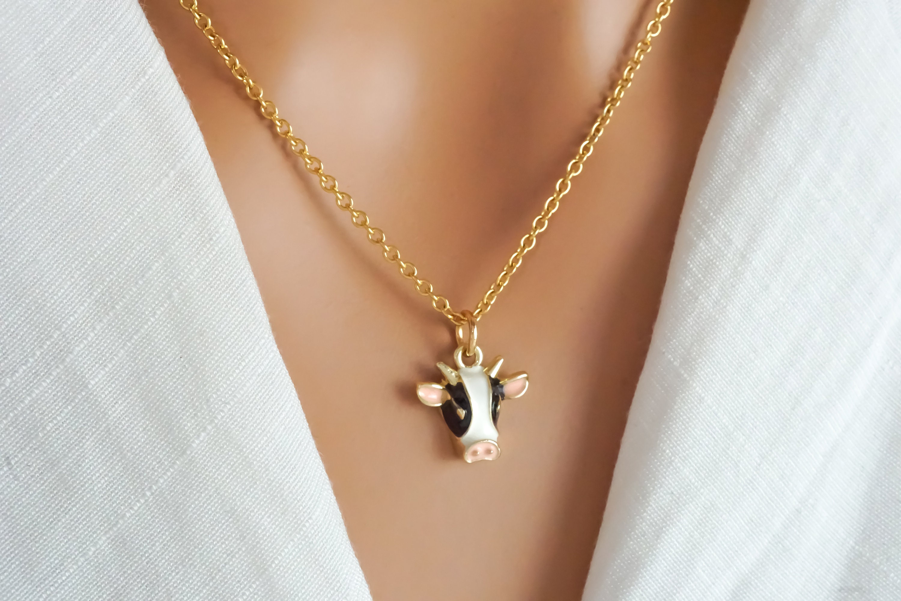 Cow pendant discount