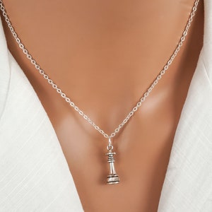 Queen Chess Piece Necklace, Antique Silver Chess Necklace, Chess Jewelry, Chess Gifts, Chess Player Gifts