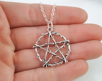 Spiked Pentacle Necklace - Wiccan Jewelry - Pentagram Charm - Antique Silver Toned Jewelry