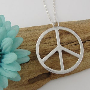 Deluxe Hippie Peace Sign Necklace - Foto 6