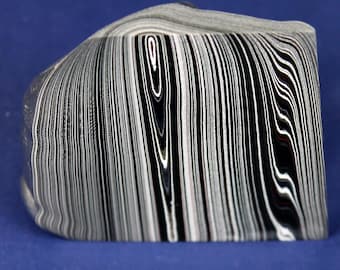 Finished Piece of Fordite - 59.84mm x 58.52mm x 17.85mm          (F-006)