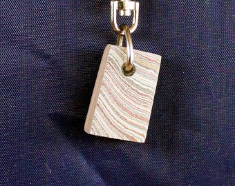 Fordite Keychain - 24.4mm x 15.66mm x 7.64mm          (2557)
