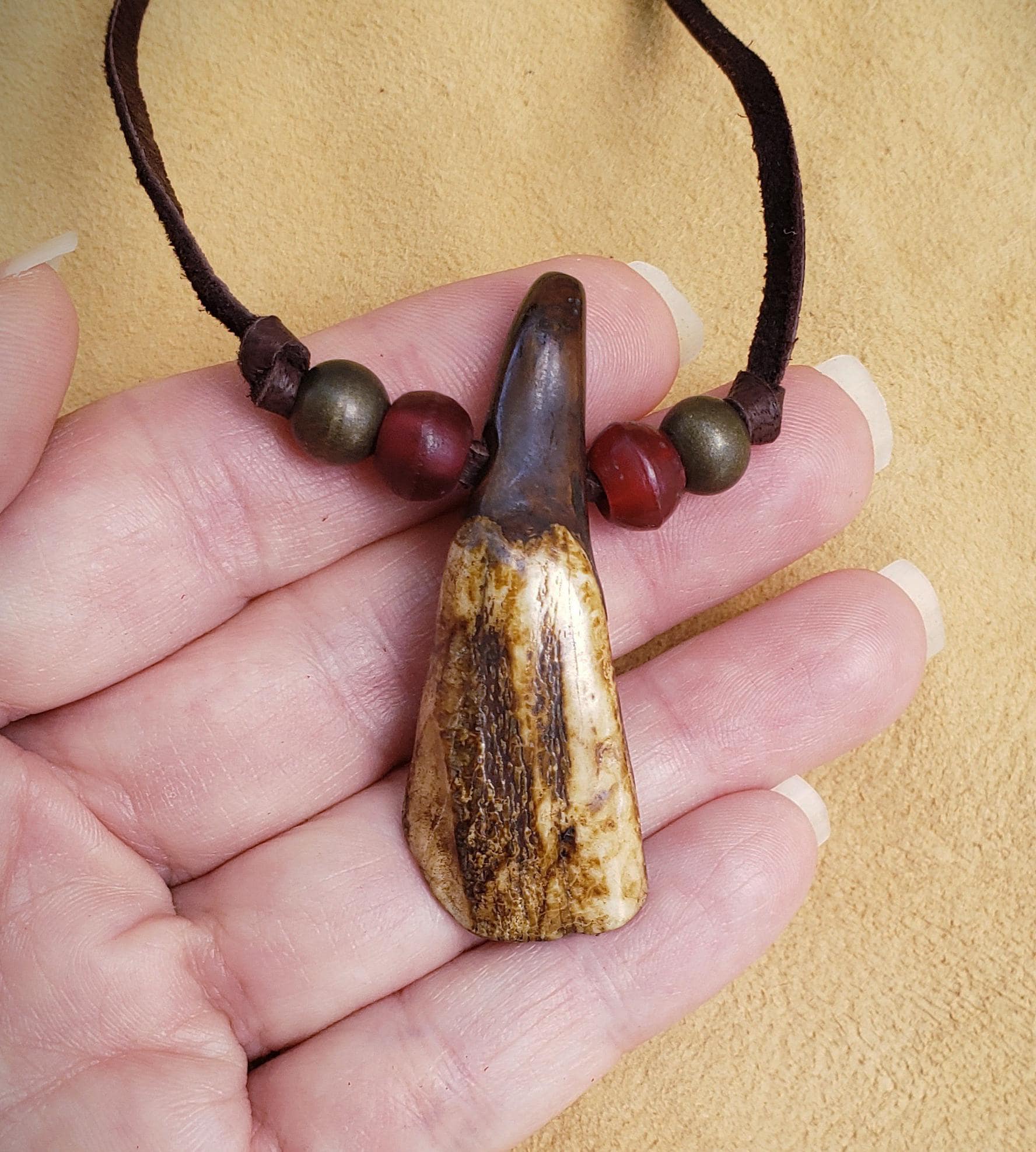 ネックレス・ペンダント a-58 Buffalo Teeth / Wild life Necklace Native American Made Buffalo Tooth Necklace - Etsy
