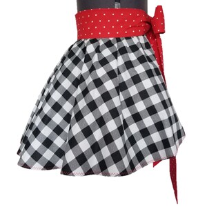 Farmhouse Buffalo Plaid Half Apron Tablier de Noël pour femmes Noir et Blanc Checker Kitchen Decor image 6