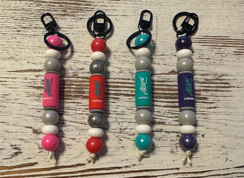 Beaded Energy Drink Themed Keychain: Colorful Silicone Bead Bag Charm Bild 1