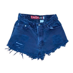 90s Levis Silvertab cut off shorts | vintage Levis shorts | Levis cut offs | size 28 waist