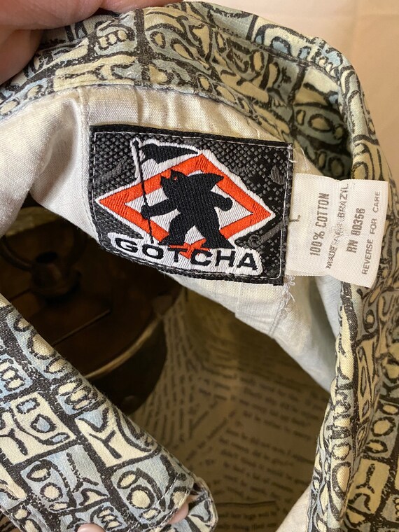 90s GOTCHA all over abstract print button down sh… - image 9