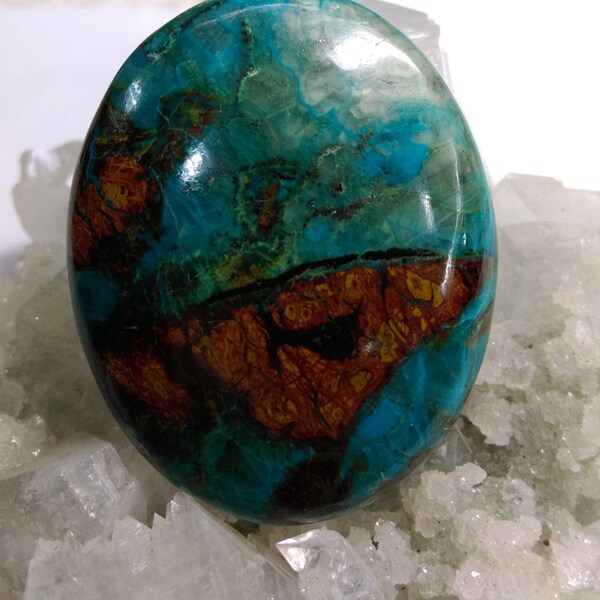 Unique Chrysocolla 32x40 mm  shape 85   carats for focal point