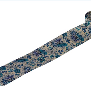 Mens Tie.Vintage Floral Pattern Necktie.Novelty Tie.Gift for Him.