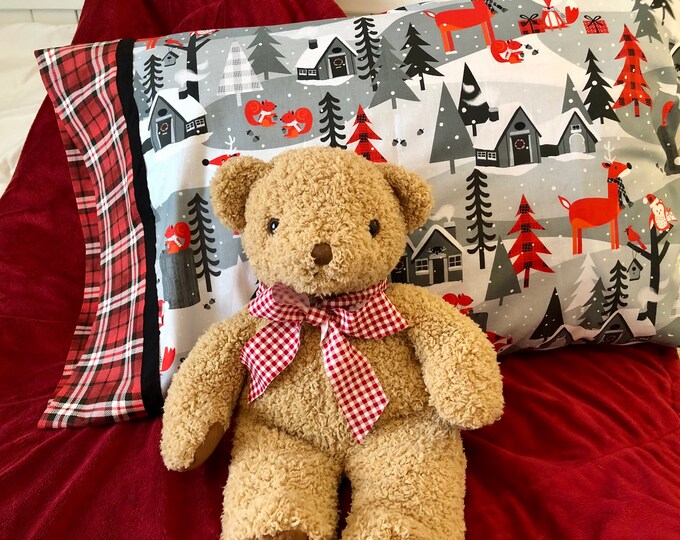 Quality Cotton Christmas Pillowcases for Kids Childs Holiday Bedtime Pillow Case Boys and Girls Pillowcases Ready to Ship