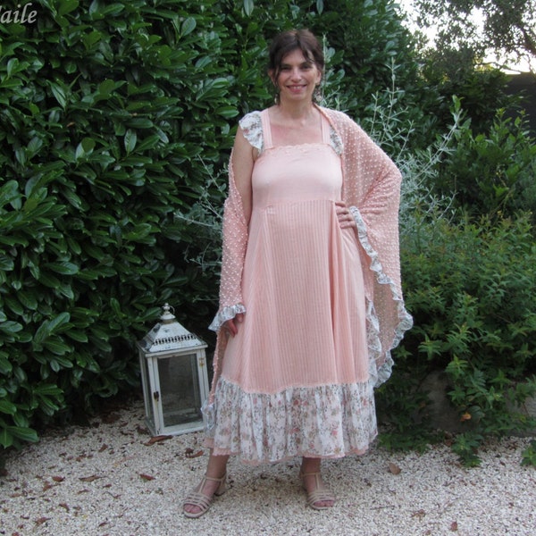 Robe rose saumon à et son châle assorti en lainage biologique, romantique, boho et shabby chic