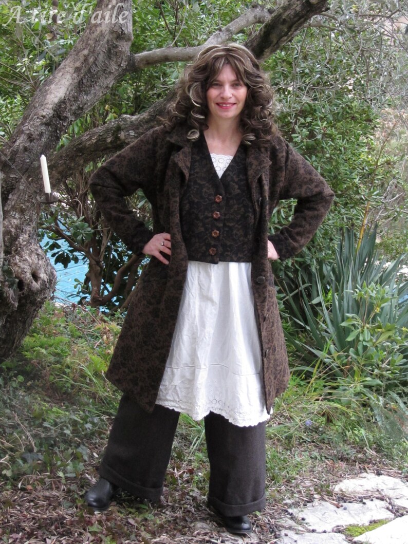 Manteau marron à motifs noirs, shabby romantique et boho gilet assorti image 8