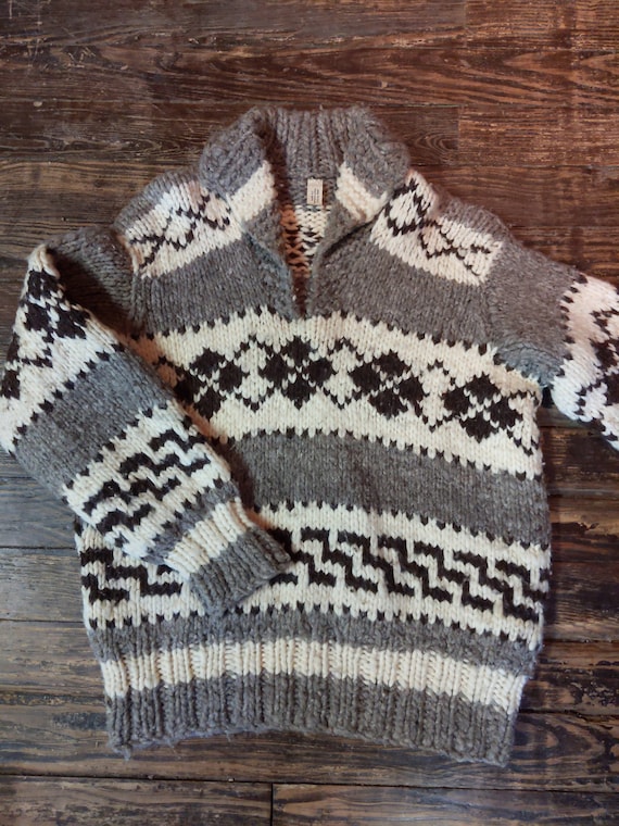 Vintage Cowichan Pullover Sweater