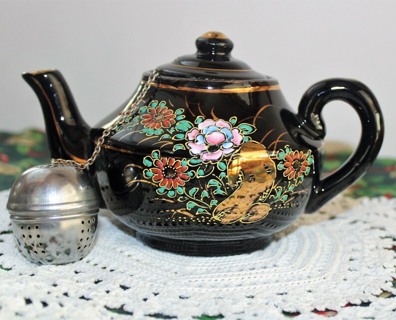 Vintage Japanese Tea Pot Gold Trim Moriage Oriental Teapot 1950/'s