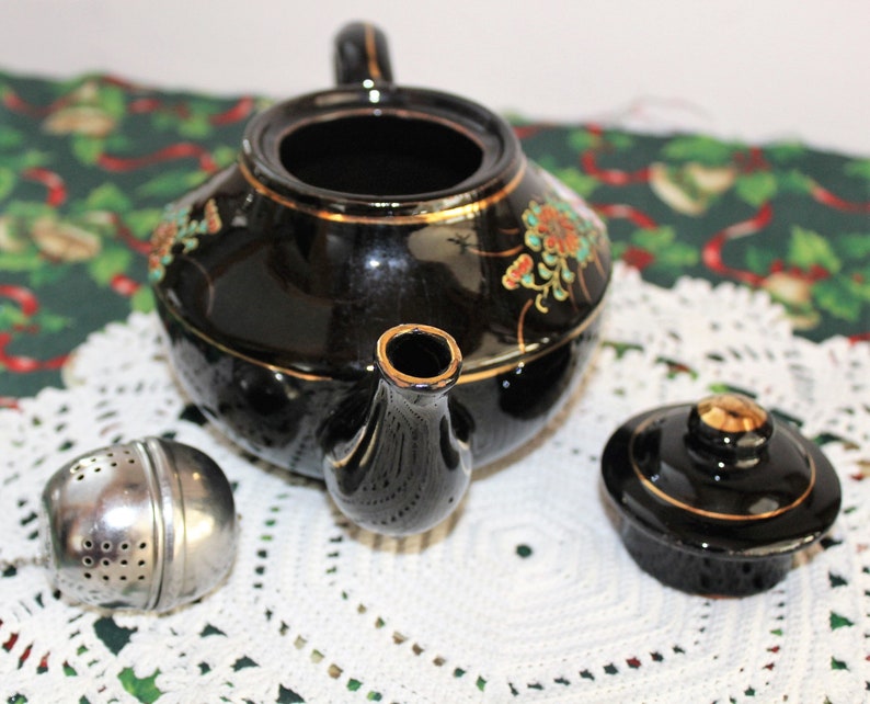Vintage Japanese Tea Pot Gold Trim Moriage Oriental Teapot 1950/'s