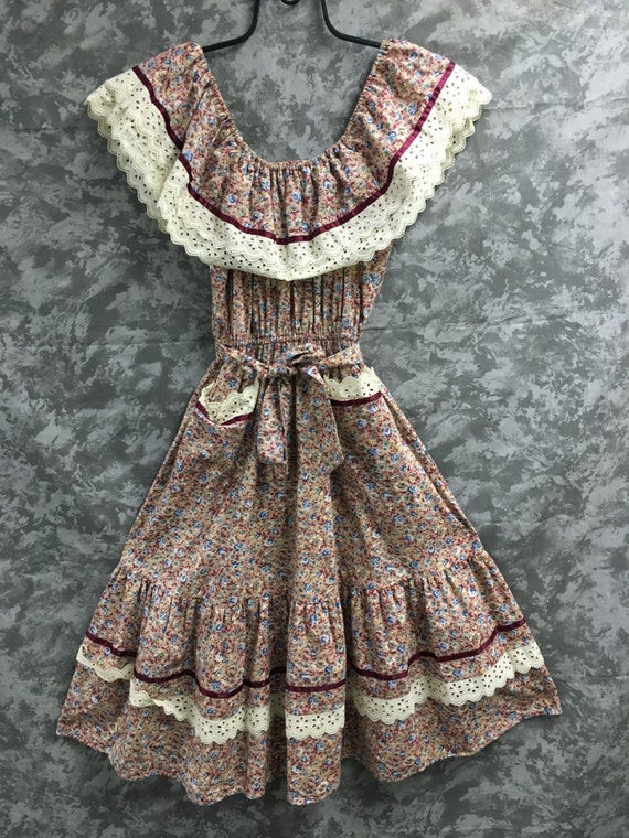 1970's Floral Prairie Dress