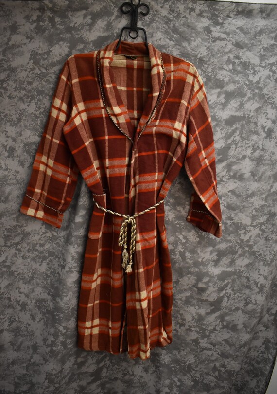 1950's Beacon Robe