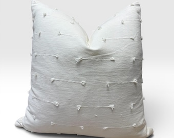 Schumacher Teton Snow Pillow Cover: Off White