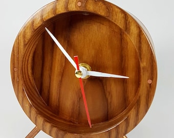 Horloge en bois, horloge de bureau, horloge de bureau en bois, horloge de table, horloge d'étagère, horloge ronde, horloge de cheminée, horloge de bureau en bois, bois et cuivre, frêne