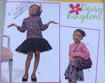 Girls dress, top, skirt and bag Simplicity sewing pattern